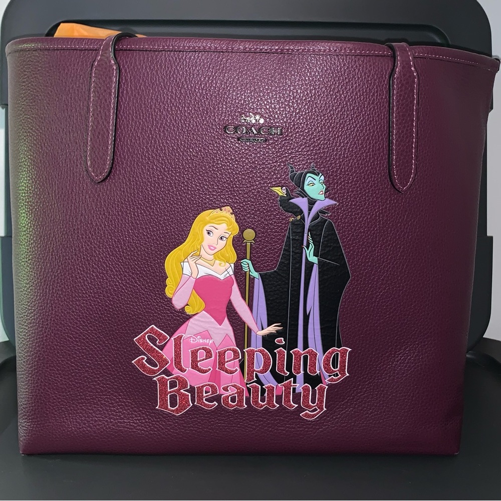 Disney x Coach Sleeping Beauty Aurora Maleficent motif Tote Bag